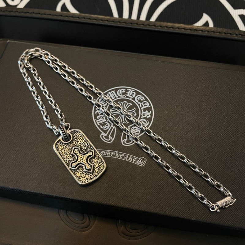 Ch**me He**ts necklaces